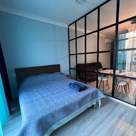 Apartment Merabi Batumi Exterior foto